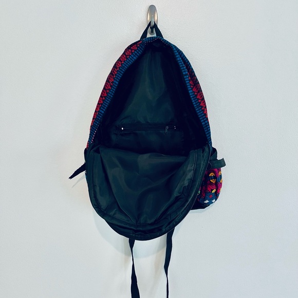 Multicolor Thread Woven Zippered Backpack - Picture 2 of 4